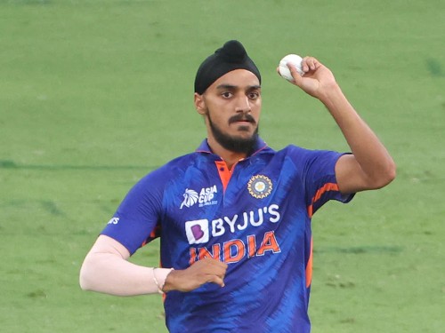 "Arshdeep Is Gold": Former India Spinner Backs Young Seamer After Dropped Catch vs Pakistan