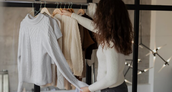 How to Build a Capsule Wardrobe for Every Season